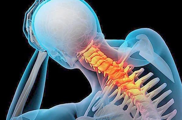 颈椎病会引起哪些不适症状？